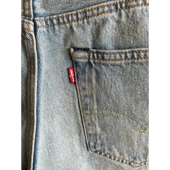 Levis Premium Women Premium 501 93 Floral Print Raw Hem Short Denim Size W 39 L - Picture 13 of 14